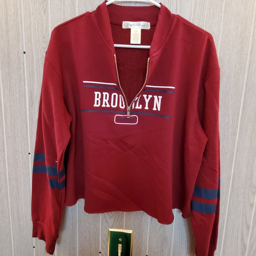Youth In Revolt Pullover 1/4 Zip Crop Sweatshirt-Brooklyn -Jr's L